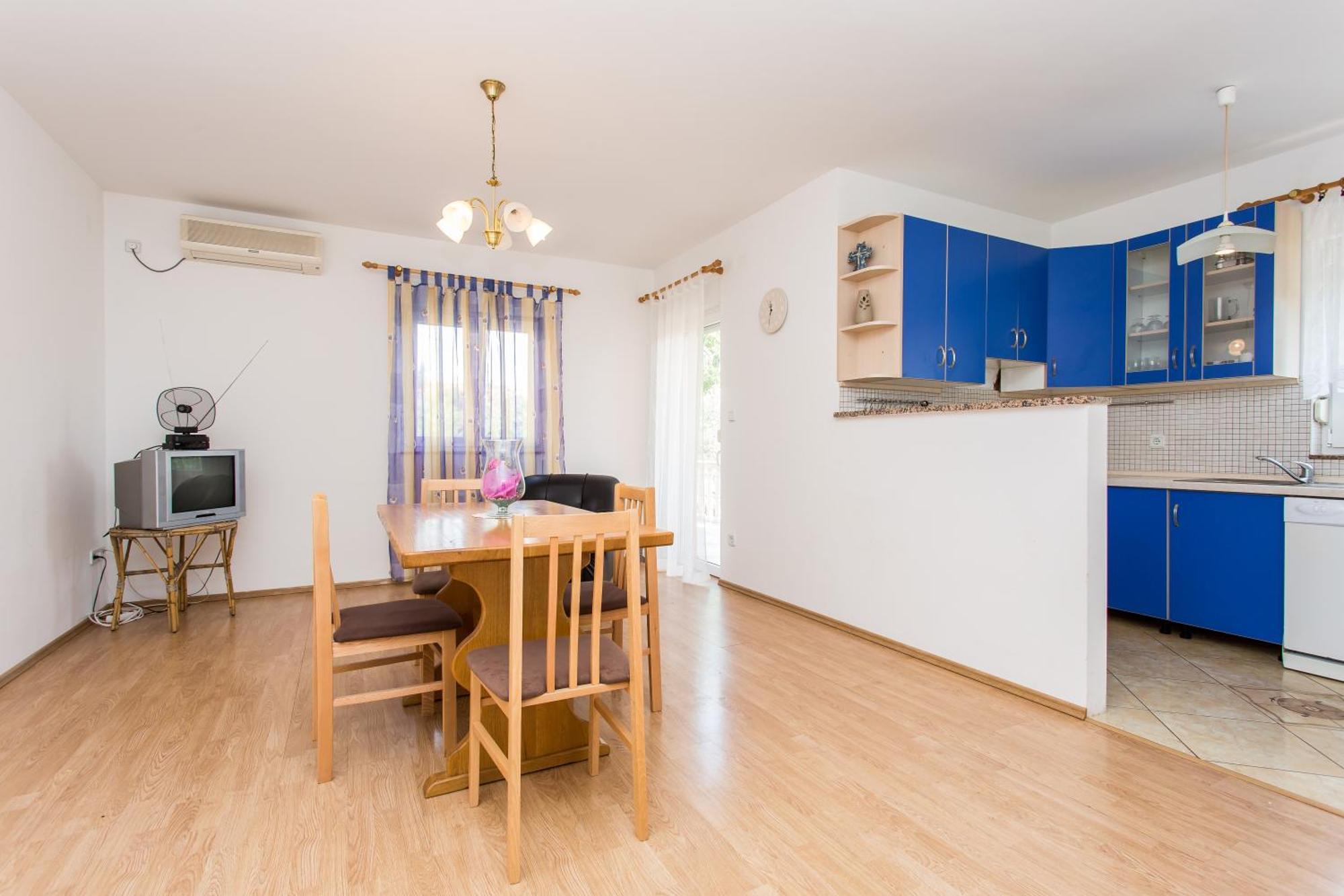 Apartman Justinic Šilo Habitación foto